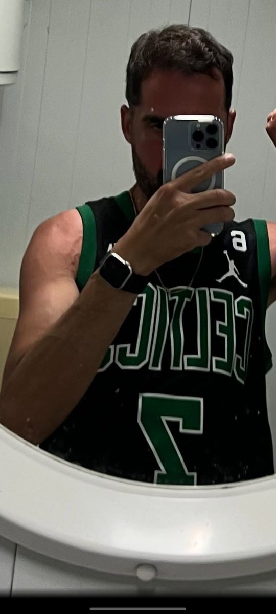 Rodzeroskull's tweet image. ☘️💪🏼