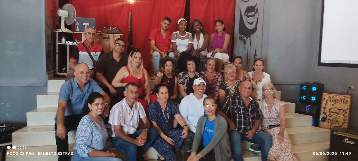 Con la presencia del Vicepresidente de la Comisión de Educación, Cultura, Ciencias Innovación y Medio Ambiente dela ANPP se desarrolla intercambio en DODO'S café con el consejo de dirección de la Dirección Municipal de Educación Camagüey, 
#dmecamaguey 
#CubaMined