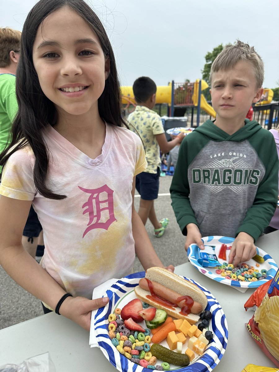 Stadium Drive Elementary tweet media