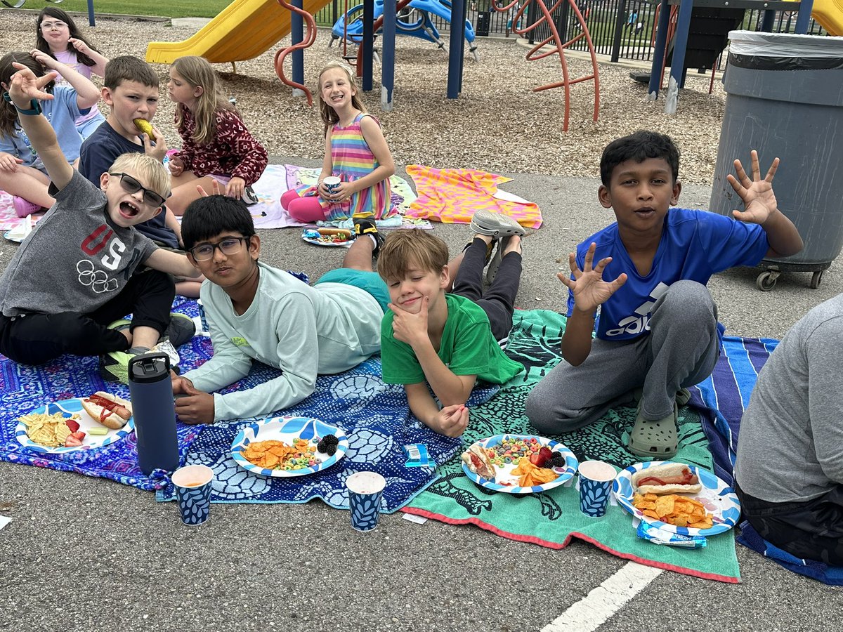 Stadium Drive Elementary tweet media