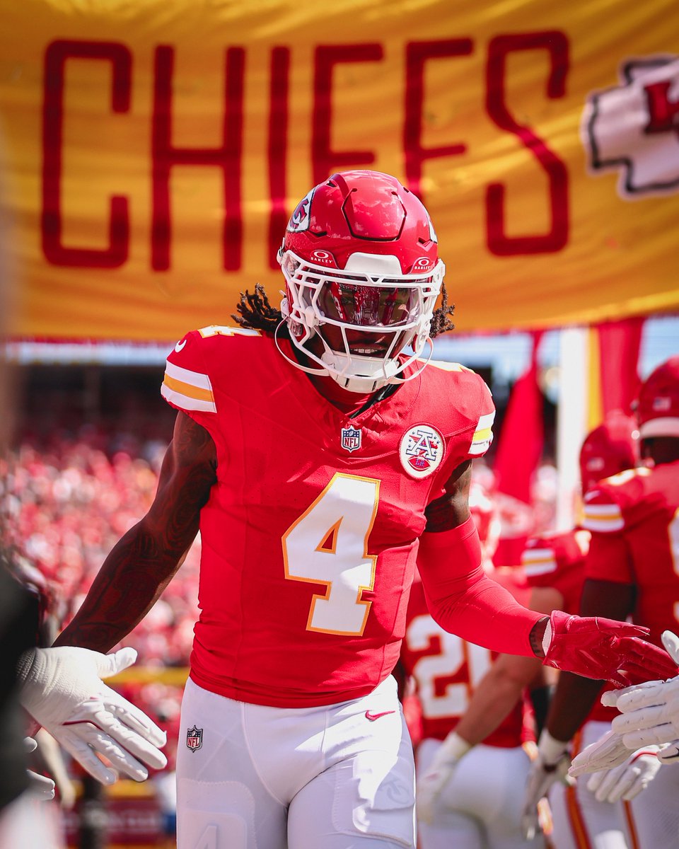 Chiefs's tweet photo. Rashee Rice in 2025 🍚

___ yards
___ TDs https://t.co/5P2Ot8TjZV
