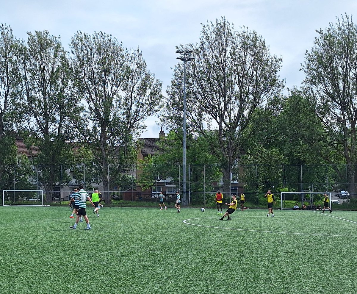 Holyrood PE Dept tweet media