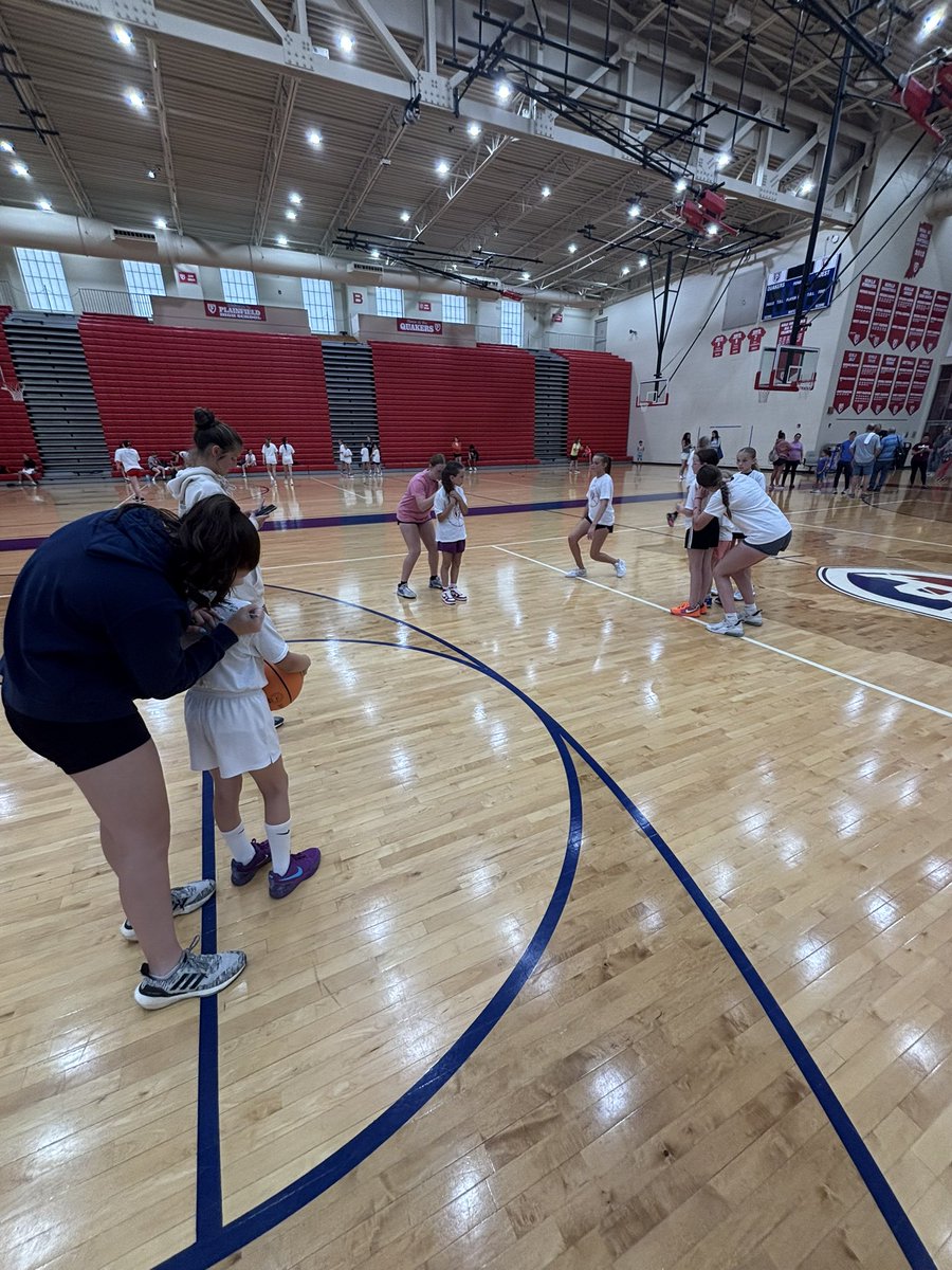 And that’s a wrap for the 2025 Lady Quaker Basketball Camp! 🏀❤️✍🏼