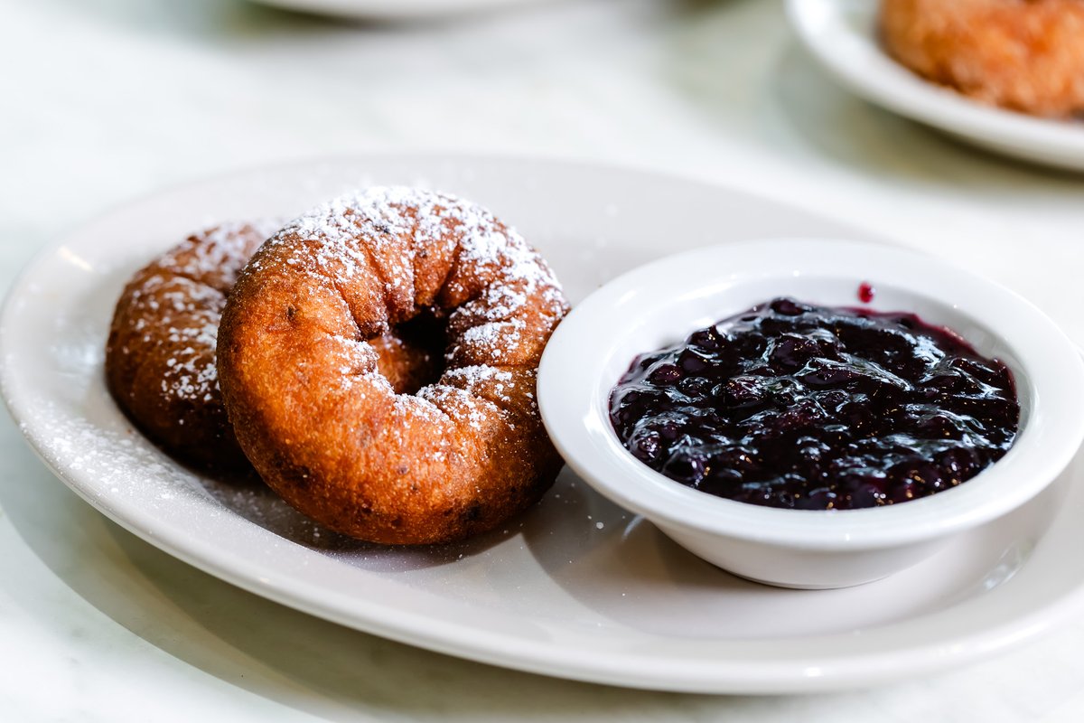 Life’s a little bit sweeter with our Blueberry Donuts
and a side of warm honey blueberry sauce.
.
Be sure to add these shareables to your next order.
Order online for pickup at bit.ly/4iZFLPJ.
.
.
.
#TheToastedYolk #BrunchLife