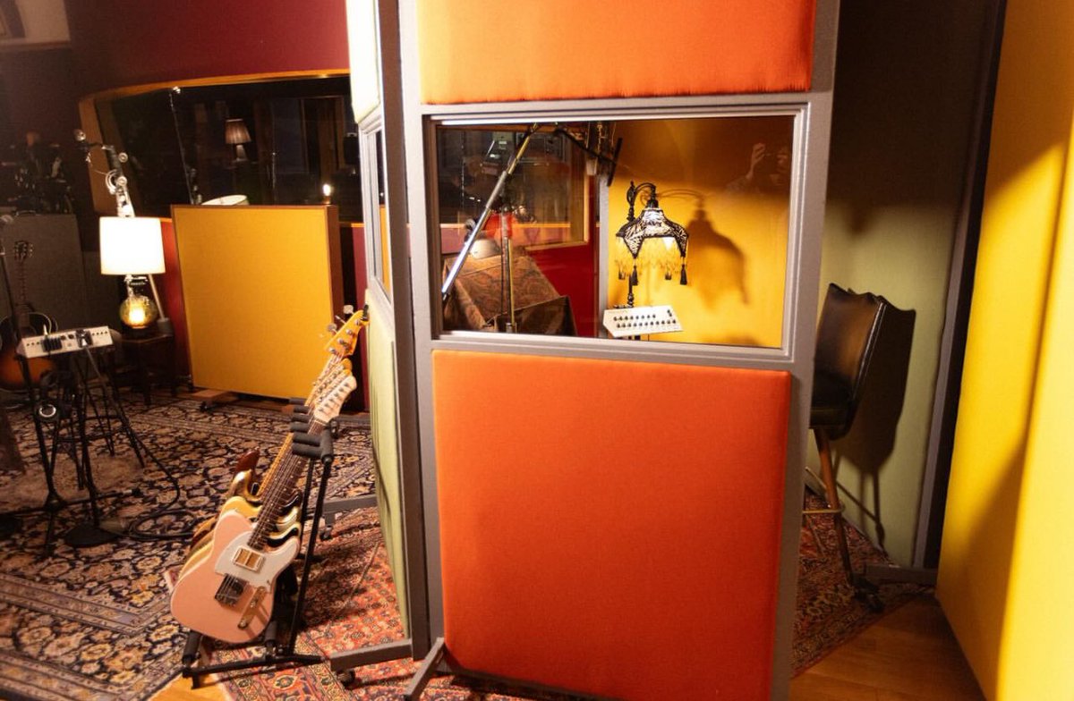 Electric Lady tweet media