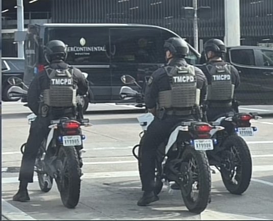 Houston Area PSA:
They said to expect rain, but there’s ICE all over and around the Houston Medical Center Complexes &amp; Hotels
#StayAlert #Immigration #Migrants #Refugees