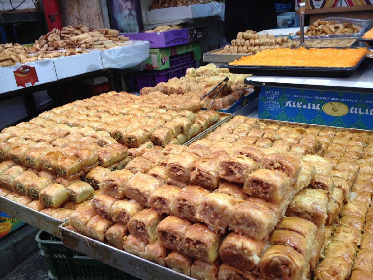 778Aoi's tweet photo. @Aaroha101 @MoniqueSilfhout @MagicFlower22 @CarmeliBarak @Dg1Don @aach562 One of the things I love about wandering through the Mahane Yehuda Shuk in Jerusalem are all the delicious treats you can find! This pastry was so so good!

#LoversOfIsrael #MahaneYehuda #shuk #prayforthepeaceofJerusalem https://t.co/wR4XkdkAaw