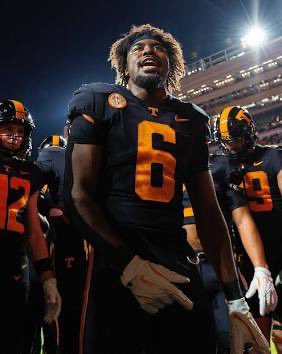 iamd1asa34's tweet photo. #AGTG I’m blessed to receive an offer from The University of Tennessee 
@DeRailSims @ChadSimmons_ @SWiltfong_ @adamgorney @WV_Chargers_FB @TNSelect7V7 @RyanCallahan247 @AustinPriceless 
@On3Recruits @247recruiting @shaynep_media @coachjakesisk @TomLoy247 #RockyTop https://t.co/OJDV6TFs8R