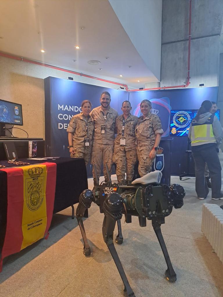 ESPDEF_CERT's tweet image. Un orgullo haber participado en @C1b3rWall y contribuir con nuestro granito de arena
#GuardianesdelCiberespacio