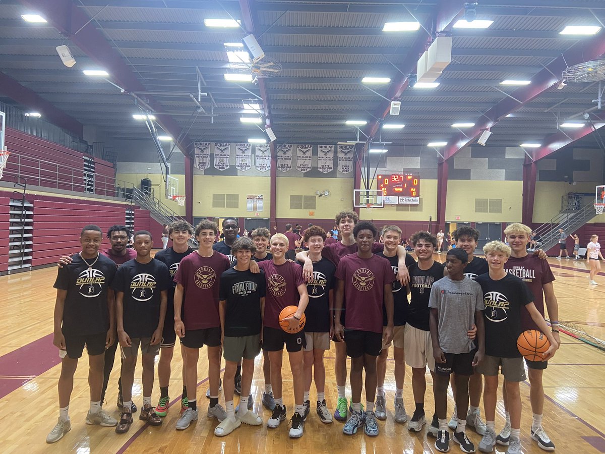 Dunlap Basketball (@dunlapboysbball) on Twitter photo Great week of camp! Big thanks to all future Eagles, current coaches, and players who made this such a successful camp! Everyone got better 🦅🏀📈
<a href="/Coach_TreyMags/">Trey Magnani</a>
<a href="/Throggles/">Sam Feehan</a>
<a href="/jrobertson_5/">James Robertson</a> Great week of camp! Big thanks to all future Eagles, current coaches, and players who made this such a successful camp! Everyone got better 🦅🏀📈
<a href="/Coach_TreyMags/">Trey Magnani</a>
<a href="/Throggles/">Sam Feehan</a>
<a href="/jrobertson_5/">James Robertson</a>