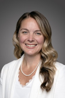 SPAC_PSPC's tweet photo. 1/2 Nous souhaitons la bienvenues à l'honorable Jenna Sudds, nouvellement nommée secrétaire parlementaire du ministre de la Transformation du gouvernement, des Travaux publics et de l’Approvisionnement, et du secrétaire d’État pour l’approvisionnement en matière de défense! https://t.co/TzZEsHMocS