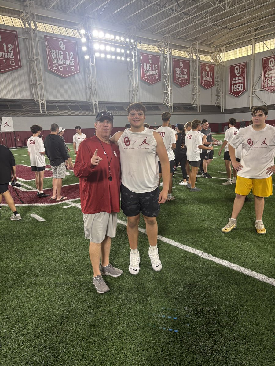 JamisonMobley29's tweet image. Thank you @OU_Football for the amazing camp! Had fun competing and learning. @OU_CoachB @_ClaytonWoods