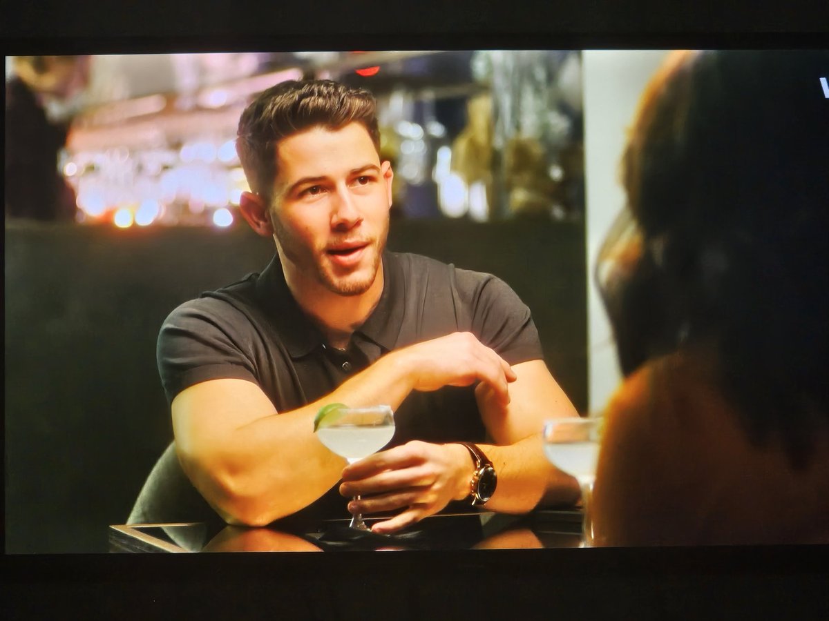 Nick Jonas France tweet media