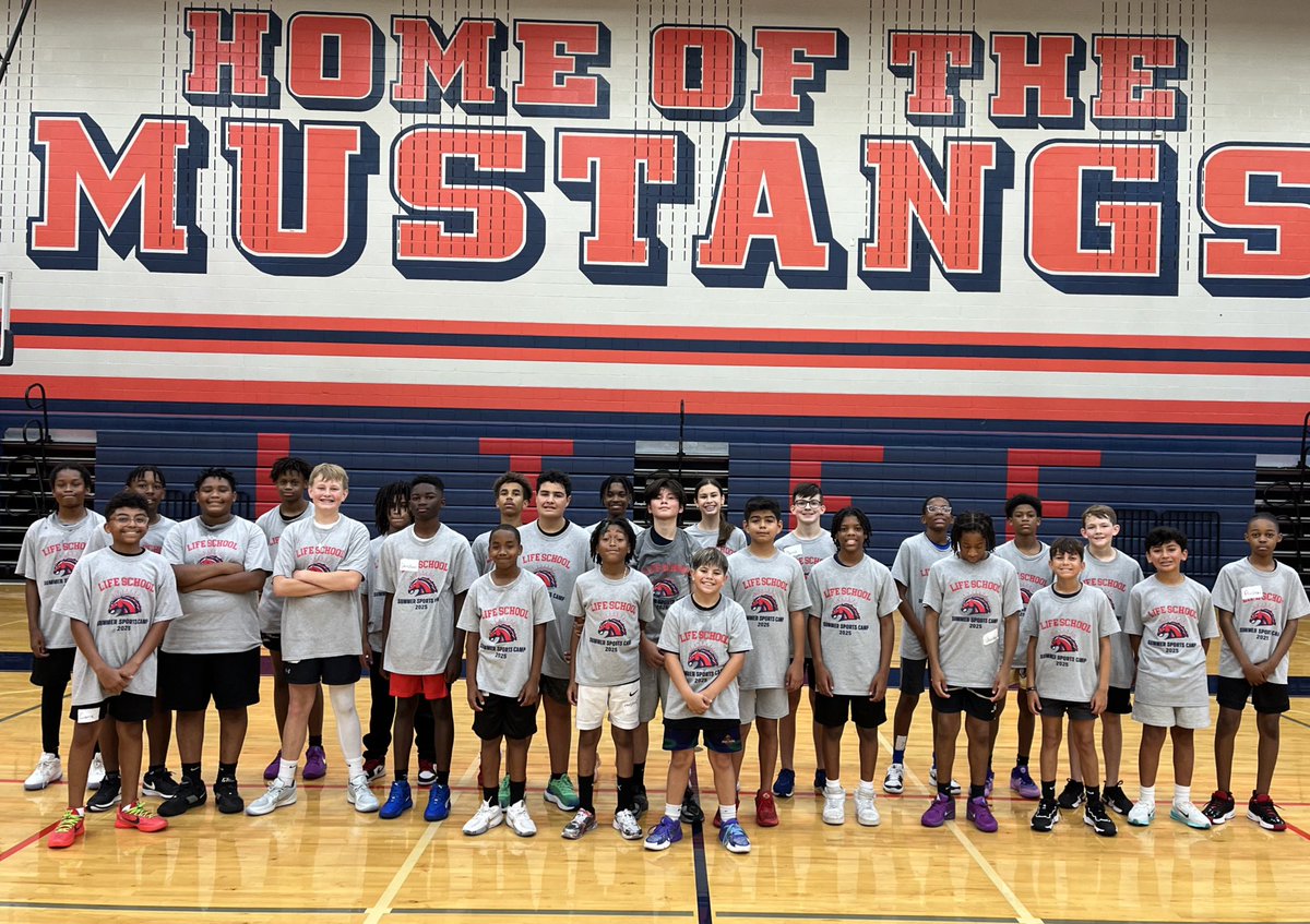 7th thru 9th 🏀 Camp was a blast!! Everyone worked hard and got better everyday!! Looking forward to what the future holds for these future Mustangs!!