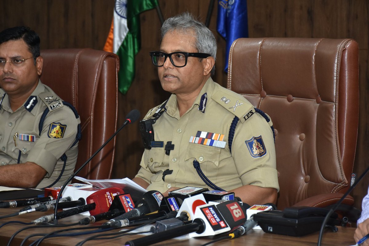 This man <a href="/CPBlr/">CP Bengaluru ಪೊಲೀಸ್ ಆಯುಕ್ತ ಬೆಂಗಳೂರು</a> B Dayananda has been suspended. He didn't deserve a suspension. We the citizens should protest against the unjust decision of the Karnataka cabinet. We deserve better governance. If anything, DK Shivakumar should resign and go home.