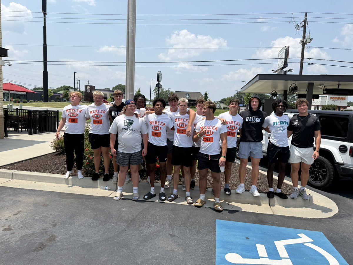 DayOnetoD1's tweet image. The first part of our annual tour has now come to an end. This year featured 14 players and 4 camps. I am pleased to say it was a very successful trip. 15 total offers received with more on the way! Good job men