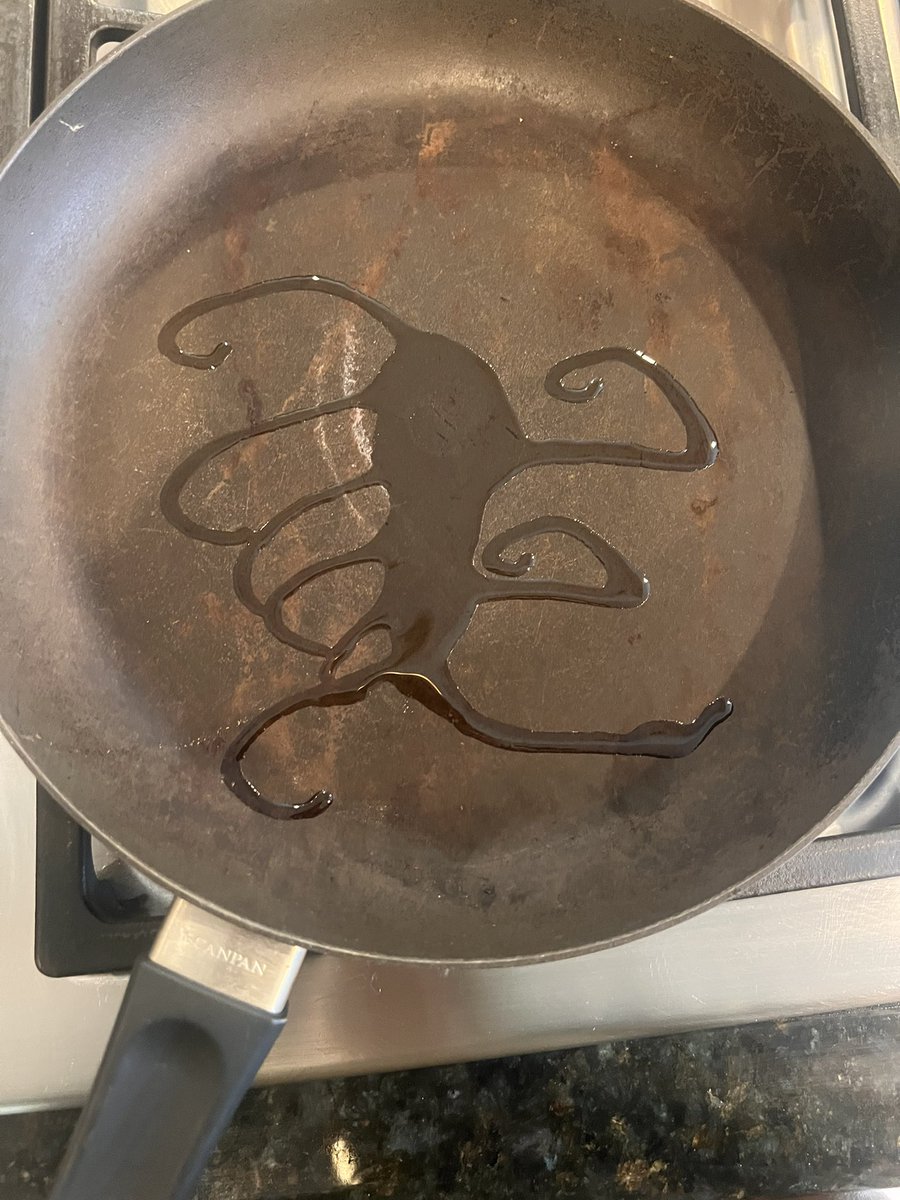 dewymittens's tweet photo. My oil turned into a demagorgan https://t.co/ULvqFMLVn2