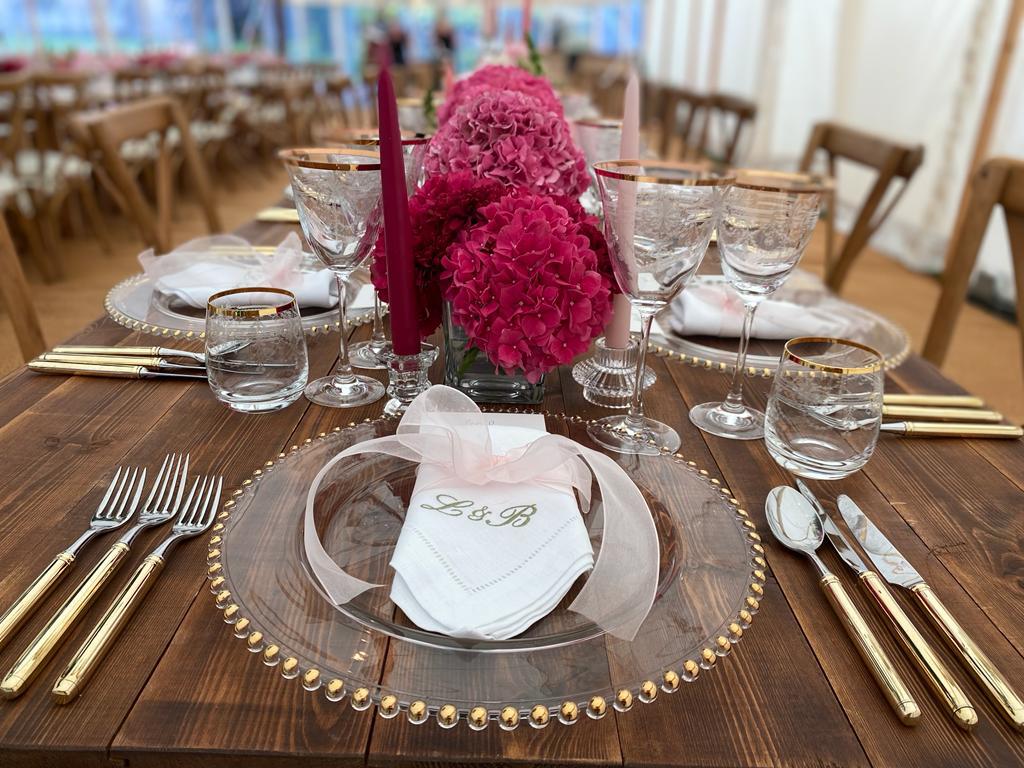 Why go out when luxury can come to you?

Bid now on a gourmet 3-course dinner at home for 8, hosted by Emily Preece &amp; Co — private chef, curated menu, butler service &amp; more. 

🔗 bit.ly/3GYF9LR
#TimeForAChange #CharityAuction