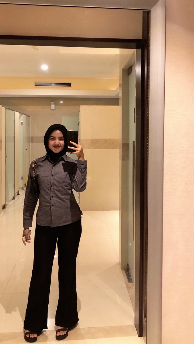 Malam buat Client diba🫶🏻
Yang udah atur slot bisa DM diba ulang yahh bee 🤌🏼🫶🏻
#BOSolo
#availsolo
#openboSolo
#solocrot