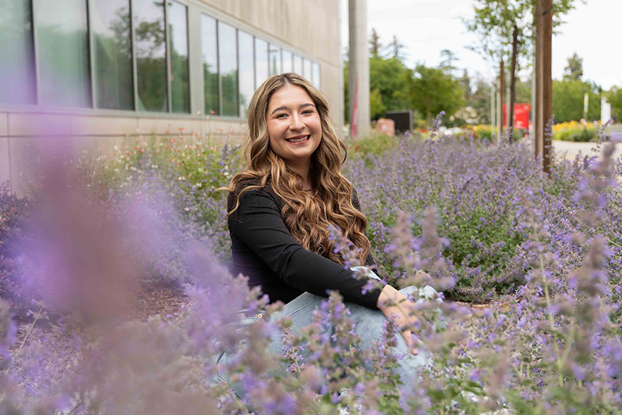 stan_state's tweet image. #StanGrad: Lesley Cantu Hit a Home Run as a Student Pursuing Career Dreams ❤️💛

Read her story: ow.ly/yAIr50VY8NG