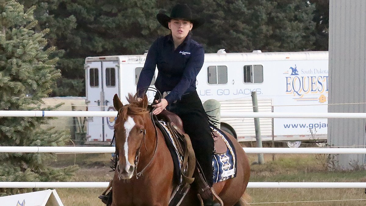Happy 6⃣0⃣5⃣ Day, featuring our in-state riders Adisyn Kuxhaus and Emma Riggs

#GoJacks🐰