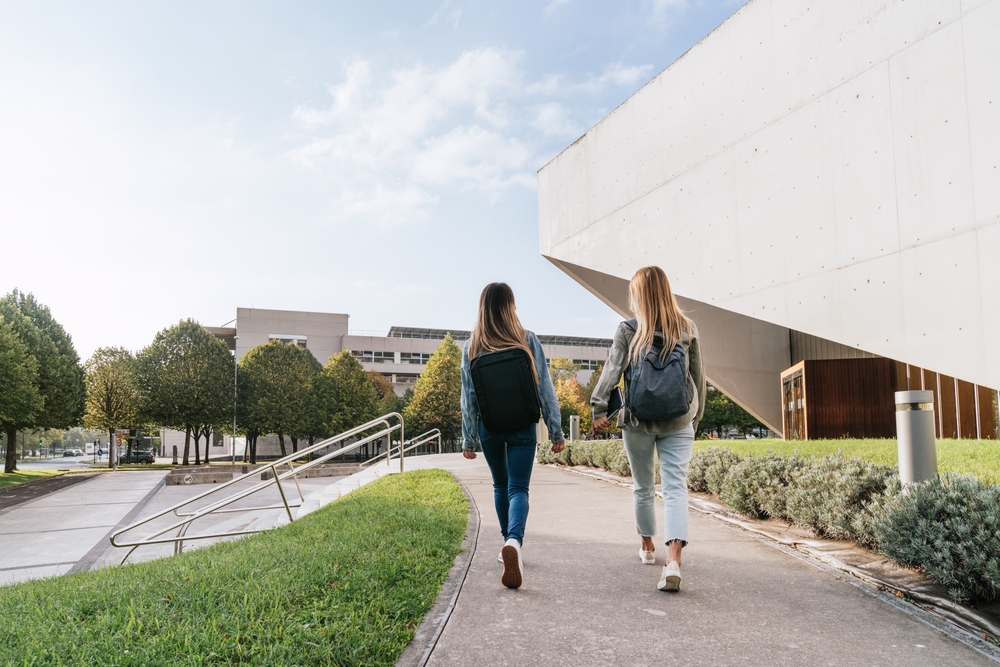 HigherEdJobs's tweet image. Community colleges are having a moment! Check out the latest enrollment trends.

👉Read more hejobs.co/4dKygK8

#article #highered #enrollment #communitycollege #trends