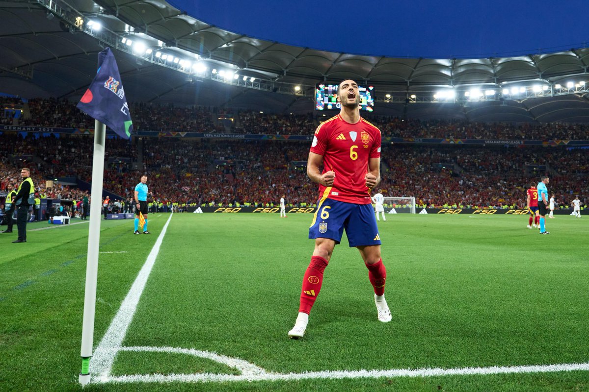 Sí, lo ha vuelto a hacer.

#VamosEspaña | #NationsLeague