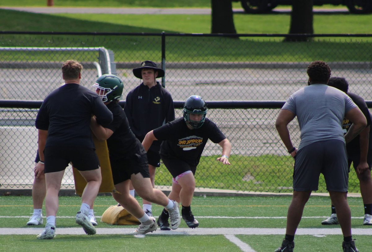 Had a great time at ODU and learned a lot thank you to <a href="/CoachCookOL/">Kennedy Cook</a> <a href="/OhioDominicanFB/">Ohio Dominican Football</a> <a href="/WestlandFB/">Westland Football</a> <a href="/saiyan_dre27/">COACH DRE | PERSONAL TRAINER/STRETCH PRACTITIONER</a> <a href="/TWilliamson_5/">Trent Williamson</a>
