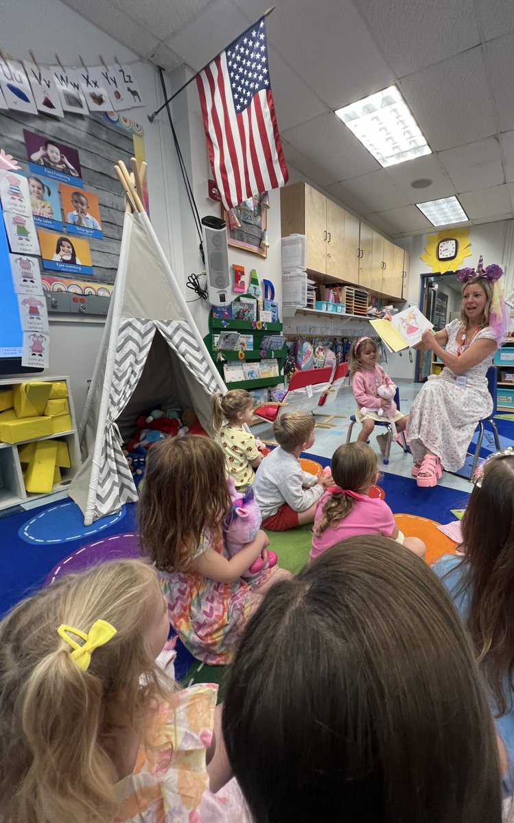 Mrs. Slevin tweet media