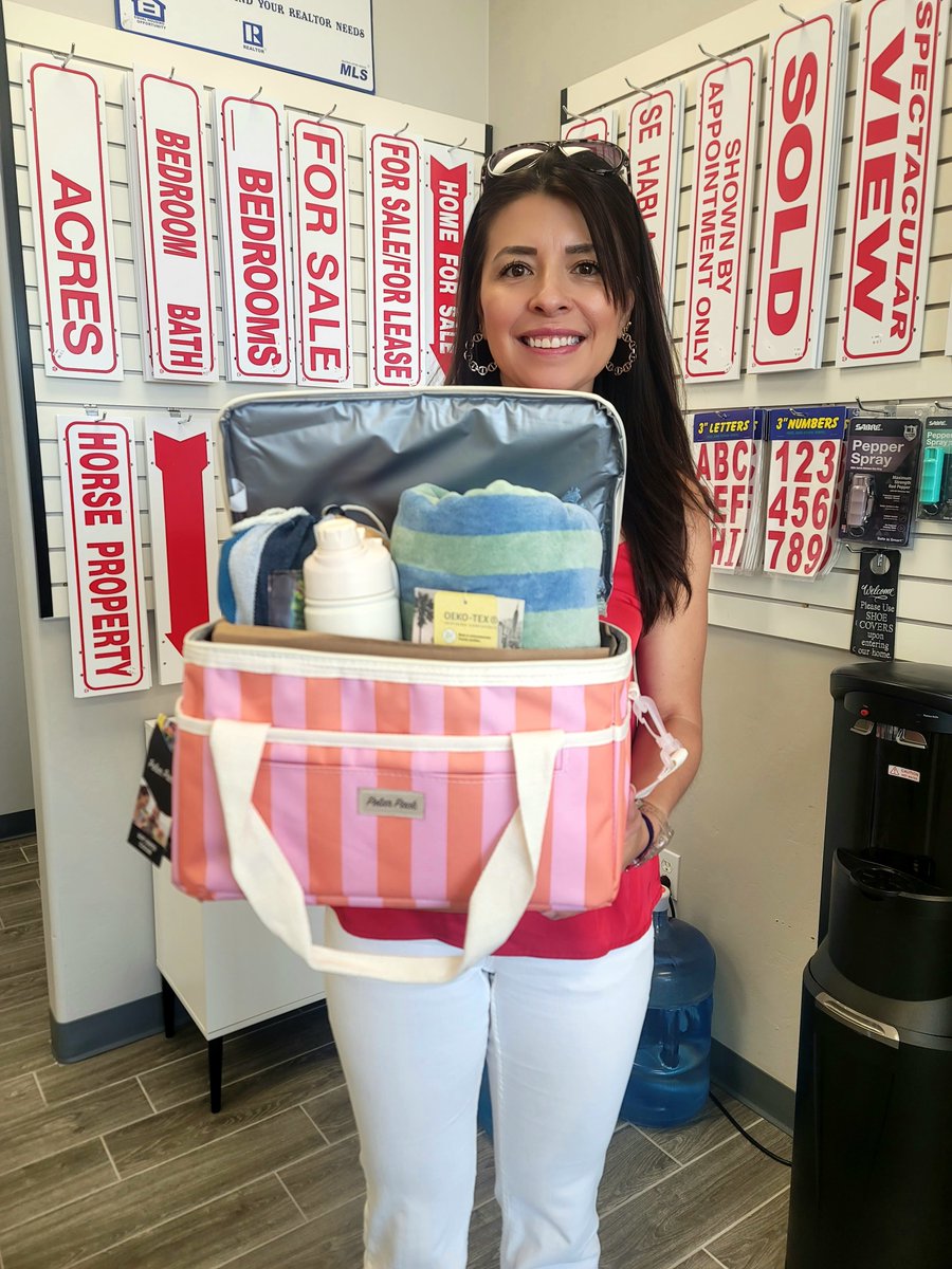 WeSERV REALTORS (@weserv_realtors) on Twitter photo Santa Cruz Chapter Member Meeting! Thank you to everyone who attended. 😊 Congratulations to Vanessa from <a href="/yesNOVA/">NOVA Home Loans</a> for winning <a href="/StewartTitleCo/">Stewart Title</a>'s Start of Summer Raffle! ☀️🎉 Santa Cruz Chapter Member Meeting! Thank you to everyone who attended. 😊 Congratulations to Vanessa from <a href="/yesNOVA/">NOVA Home Loans</a> for winning <a href="/StewartTitleCo/">Stewart Title</a>'s Start of Summer Raffle! ☀️🎉