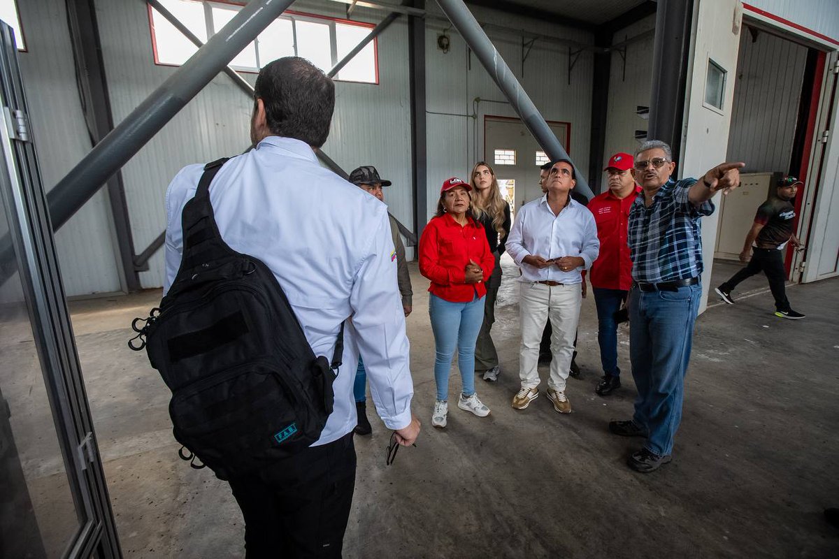 🔴🇻🇪VENEZUELA || Reactivación integral de parque industrial en Delta Amacuro

 Una comitiva del Gobierno venezolano, encabezada por el ministro de Industria y Producción Nacional, Alex Saab, acudió este jueves al estado Delta Amacuro para dar inicio a las operaciones de