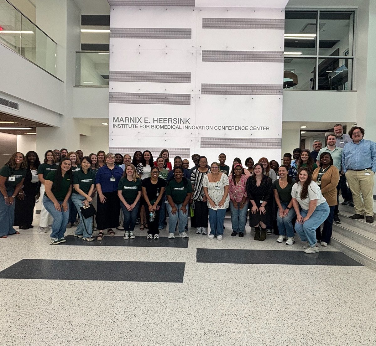 Today the Heersink School of Medicine Dean's Office moved into the NEW Altec Styslinger Genomic Medicine and Data Science building! 👏💚 #UABHeersink
