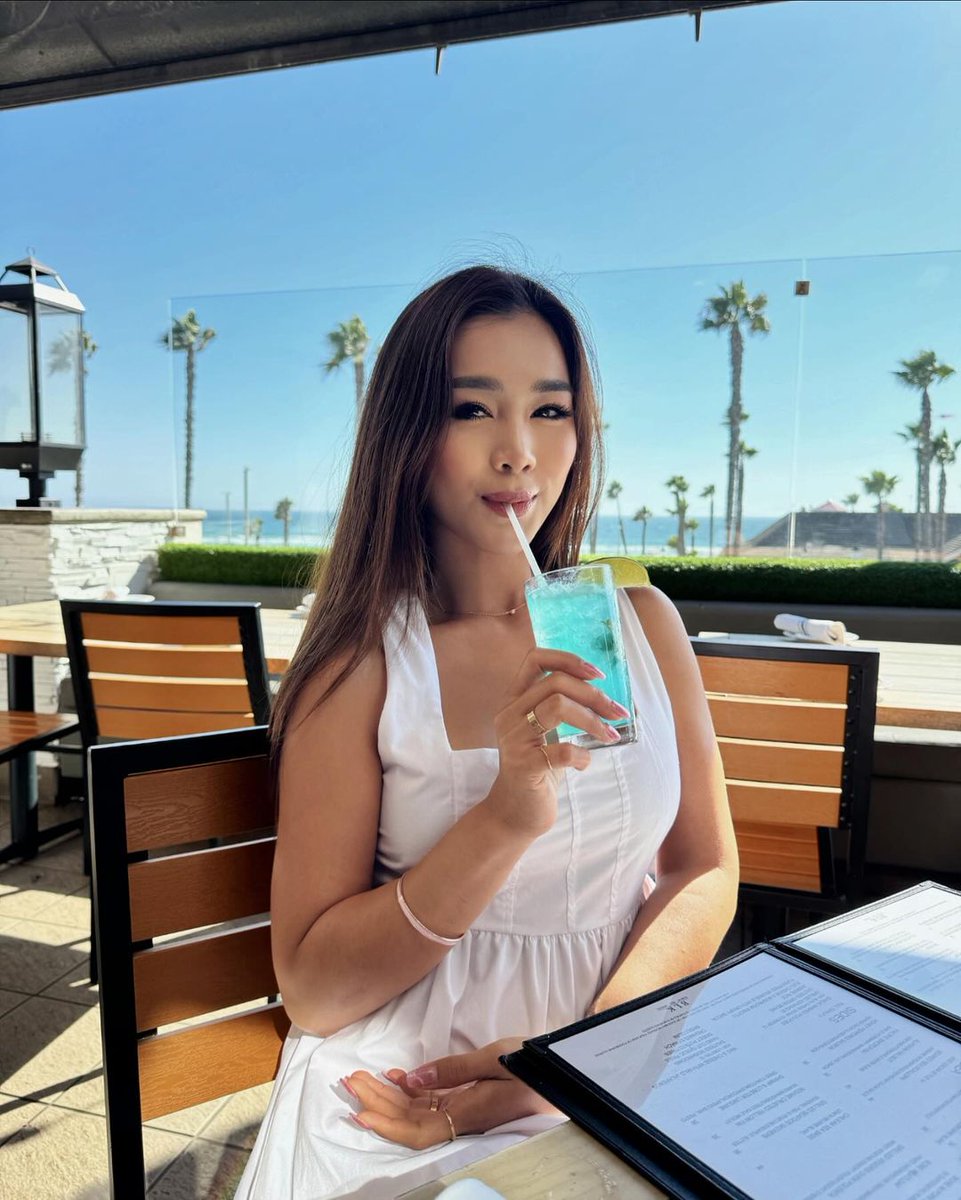 Angelina (@lalunameitha) on Twitter photo 