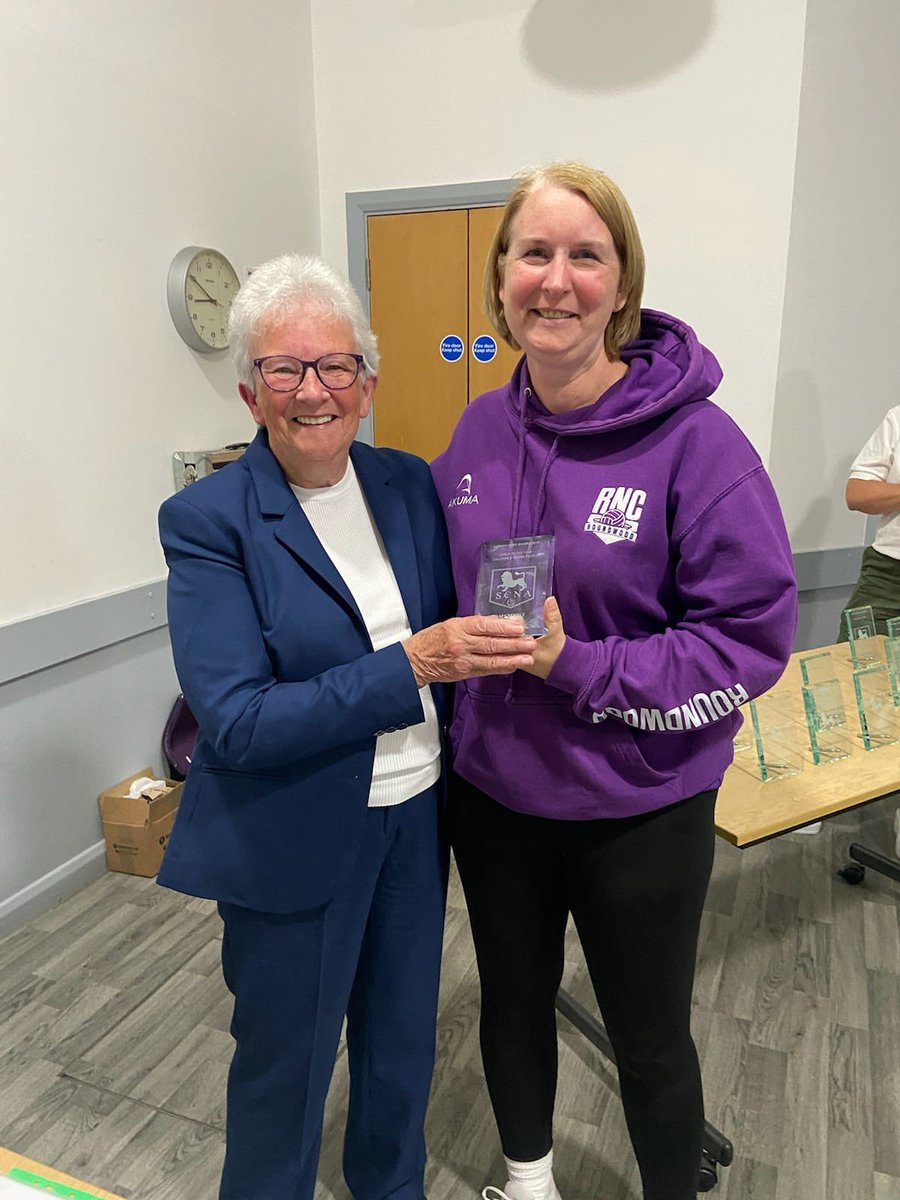 Congratulations to Amy Rendle, who was presented a Surrey Lions Award for Youth Coach of the Year last night by <a href="/EnglandNetball/">England Netball</a> president Joan Mills. 

Well done Amy, on receiving recognition of your fantastic work with our Silver team and young members of Roundwood! 🏆✨💜