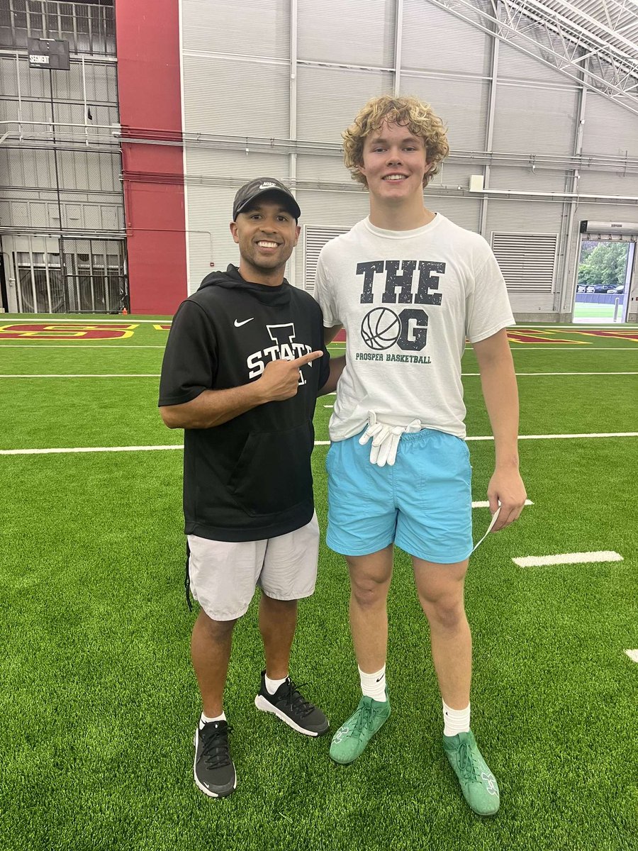 EJB2027's tweet image. Had a great time at Iowa State earlier this week. Enjoyed being able to compete and meet the coaches! Also got a PR on the 40 of 4.56! @Coach_NPauley @T_Mouser @RyanClanton

@SkysTheLimitWR @Coach_Hill2 @CoachHutti @Coach_Moore5 @ProsperEaglesFB