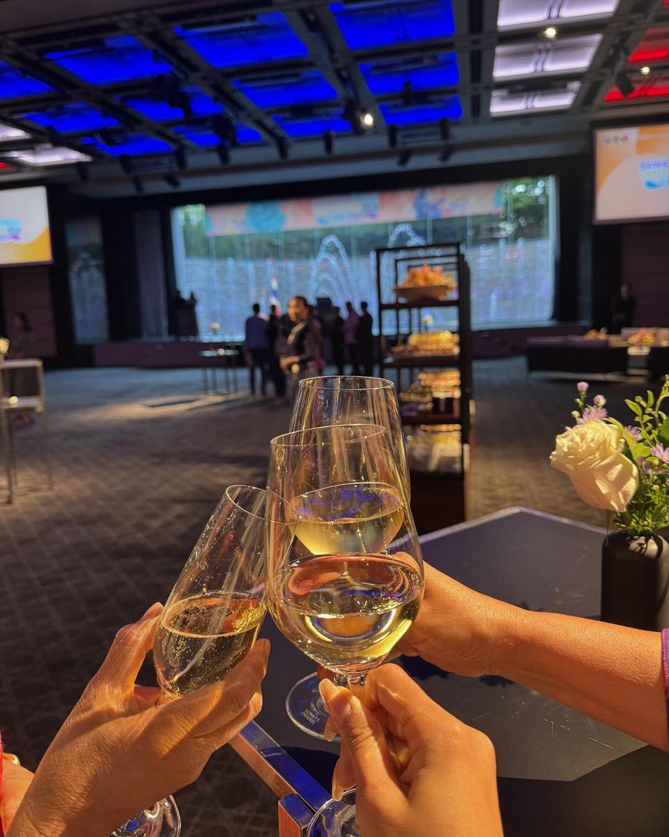 Angelina (@lalunameitha) on Twitter photo 