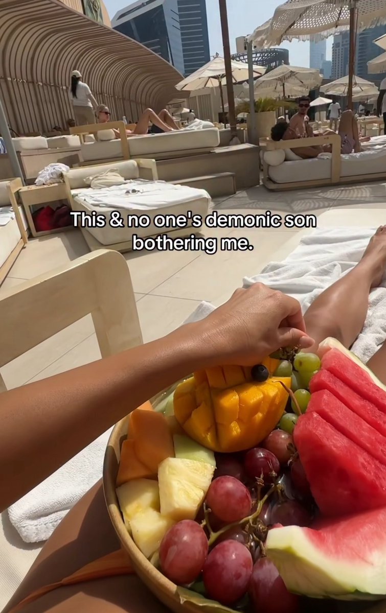 maybeeevirgo's tweet image. manifesting