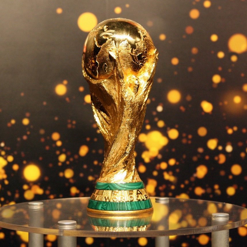 🚨🇯🇴 𝐎𝐅𝐅𝐈𝐂𝐈𝐀𝐋 | Jordan have QUALIFIED for the 2026 FIFA World Cup. 🌍🏆

Like Uzbekistan, it's also the first time they have ever qualified for this competition, historic moment. 👏