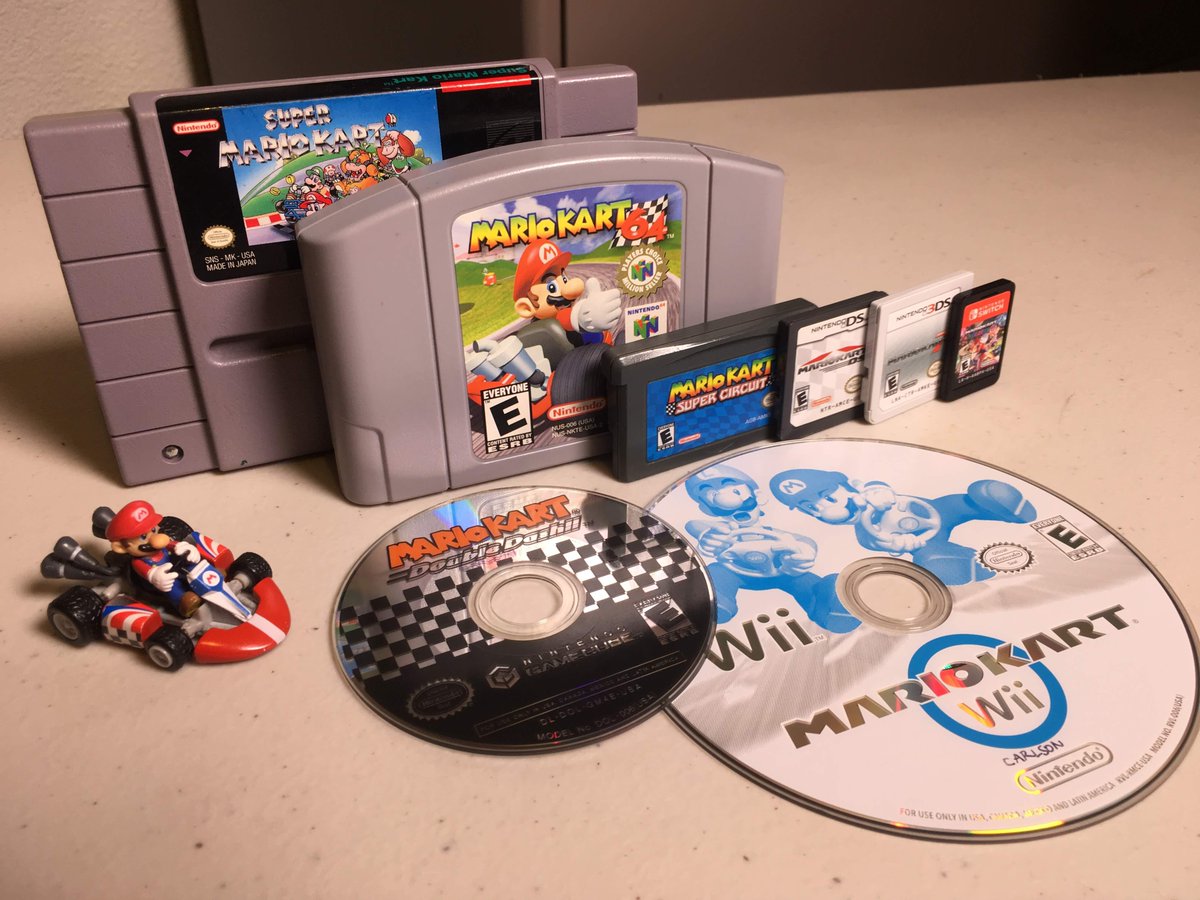 The first eight Mario Kart games in one picture