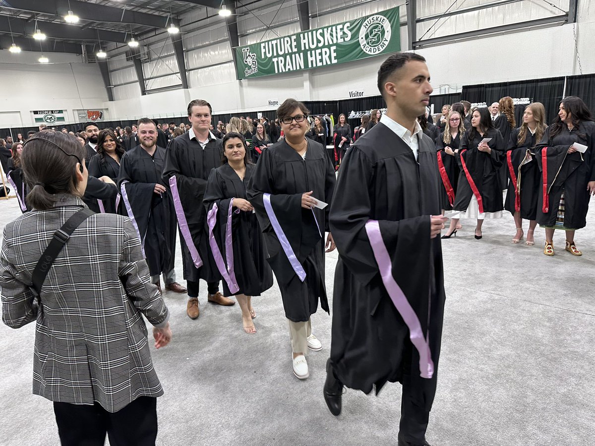 The smiling faces say it all! 😄
Big congrats to our DMD &amp; DA grads from the College of Dentistry — you did it! 🎓🦷

#Convocation2025 #DentalGrads #CollegeOfDentistry #SmilesAllAround