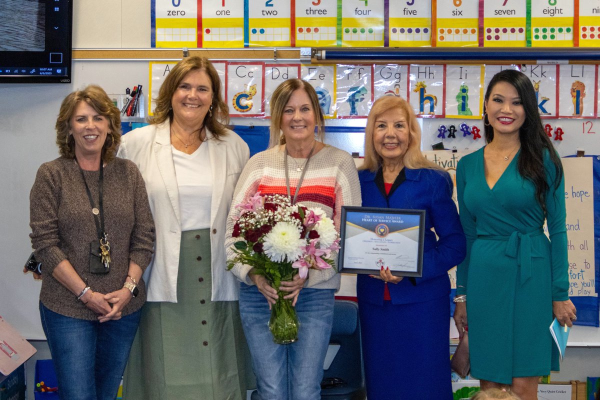 Sally Smith, kindergarten teacher at Olympic View Elementary, has been named the 2025 Dr. Susan Mahler Heart of Service Award recipient by <a href="/EEFKids/">EEF</a>! Congratulations, Ms. Smith! 🎉 tinyurl.com/ycxpy24s