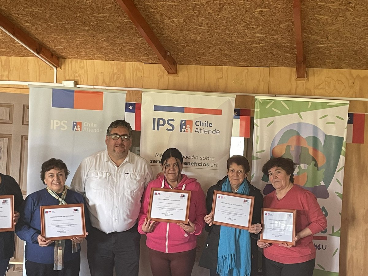 Talleres de género en localidades de #pilpilcahuin #launion #balsatomen #loslagos