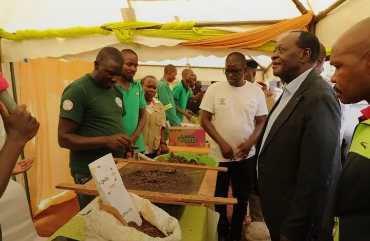 VIHIGA YOUTH WASH PARLIAMENT (@038_youth_wash) on Twitter photo Today VYWASH Parliament proudly partnered in #WorldEnvironmentDay at Walodeya Primary School! We championed youth-led waste management & showcased BSF tech to tackle organic waste.
#BeatPlasticPollution #CircularEconomy
<a href="/KEWASNET/">KEWASNET</a>
<a href="/_KWAHO/">Kenya Water For Health Organization(KWAHO)</a>
<a href="/KeYouth4sdgs/">Youth4SDGs_KE</a>
<a href="/Gov_Ottichilo/">Dr. Wilber Khasilwa Ottichilo, EGH</a> Today VYWASH Parliament proudly partnered in #WorldEnvironmentDay at Walodeya Primary School! We championed youth-led waste management & showcased BSF tech to tackle organic waste.
#BeatPlasticPollution #CircularEconomy
<a href="/KEWASNET/">KEWASNET</a>
<a href="/_KWAHO/">Kenya Water For Health Organization(KWAHO)</a>
<a href="/KeYouth4sdgs/">Youth4SDGs_KE</a>
<a href="/Gov_Ottichilo/">Dr. Wilber Khasilwa Ottichilo, EGH</a>