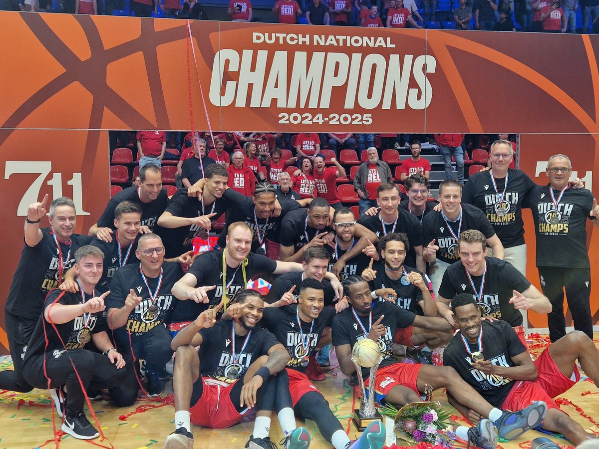 EdwinSmolders (@edwinsmolders) on Twitter photo DE BASKETBAL LANDSTITEL VAN NEDERLAND IS WEER THUIS. In <a href="/MaaspoortDB/">Maaspoort Den Bosch</a> wint <a href="/HeroesDenBosch/">Heroes Den Bosch ๐</a> ook de derde finalewedstrijd. De Bosschenaren verslaan Leiden met 86-67 en daarmee kroont recordkampioen Den Bosch zich voor de 18e keer tot de beste van Nederland #HeyaDenBosch ๐ DE BASKETBAL LANDSTITEL VAN NEDERLAND IS WEER THUIS. In <a href="/MaaspoortDB/">Maaspoort Den Bosch</a> wint <a href="/HeroesDenBosch/">Heroes Den Bosch ๐</a> ook de derde finalewedstrijd. De Bosschenaren verslaan Leiden met 86-67 en daarmee kroont recordkampioen Den Bosch zich voor de 18e keer tot de beste van Nederland #HeyaDenBosch ๐