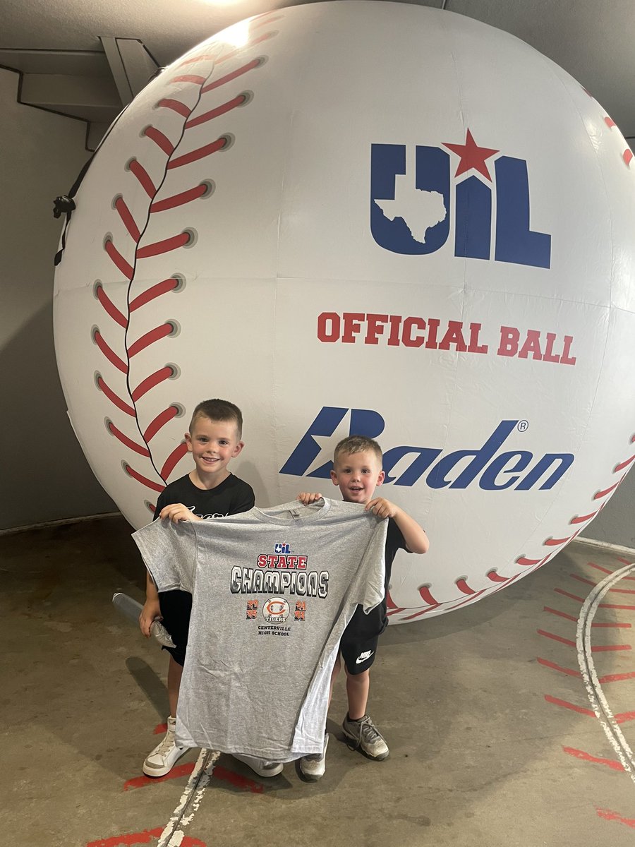 It’s a great day to be a Centerville Tiger! #StateChamps #CVT