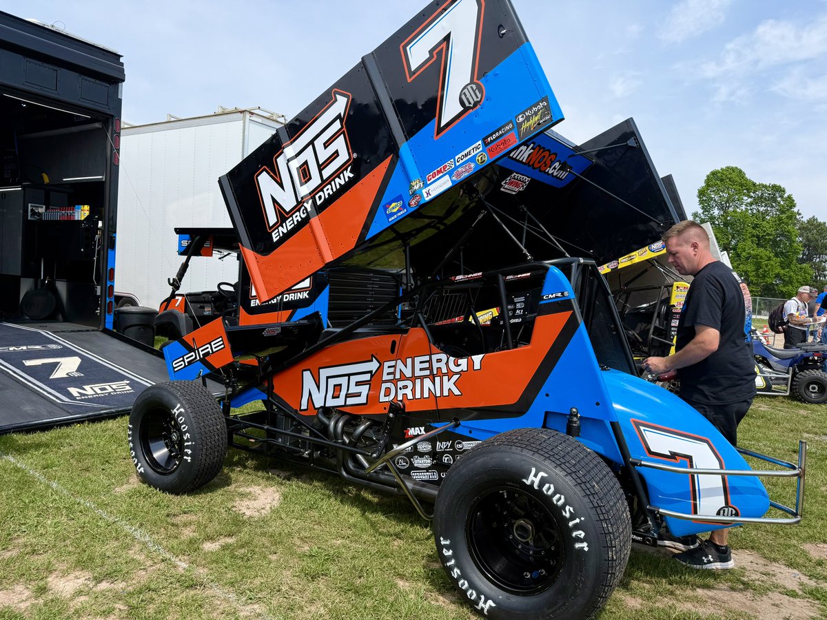 High Limit Racing (@highlimitracing) on Twitter photo Thanks to a hard-charging 18th-9th run, <a href="/TyCourtney7BC/">Tyler Courtney</a> collected his 16th top-10 through 17 @Kubota_USA High Limit Racing last night.
He's -2 points out of the title lead entering tonight's <a href="/RayceRudeenFdn/">Rayce Rudeen Foundation</a> Race at @141Speedway!
📺 FloSports.Link/HL2025 (𝟲𝗖𝗧) Thanks to a hard-charging 18th-9th run, <a href="/TyCourtney7BC/">Tyler Courtney</a> collected his 16th top-10 through 17 @Kubota_USA High Limit Racing last night.
He's -2 points out of the title lead entering tonight's <a href="/RayceRudeenFdn/">Rayce Rudeen Foundation</a> Race at @141Speedway!
📺 FloSports.Link/HL2025 (𝟲𝗖𝗧)