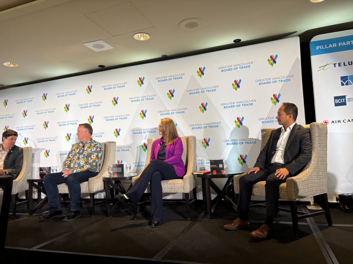 UrbanLogiq's tweet image. 📸 Insightful morning at @BoardofTrade’s Resilient Infrastructure with Next-Gen Solutions yesterday!  

Conversations about the real challenges on the ground, &amp;amp; how it’s not #tech vs. people — it’s tech with people, strengthening gov&apos;s ability to lead through crisis !