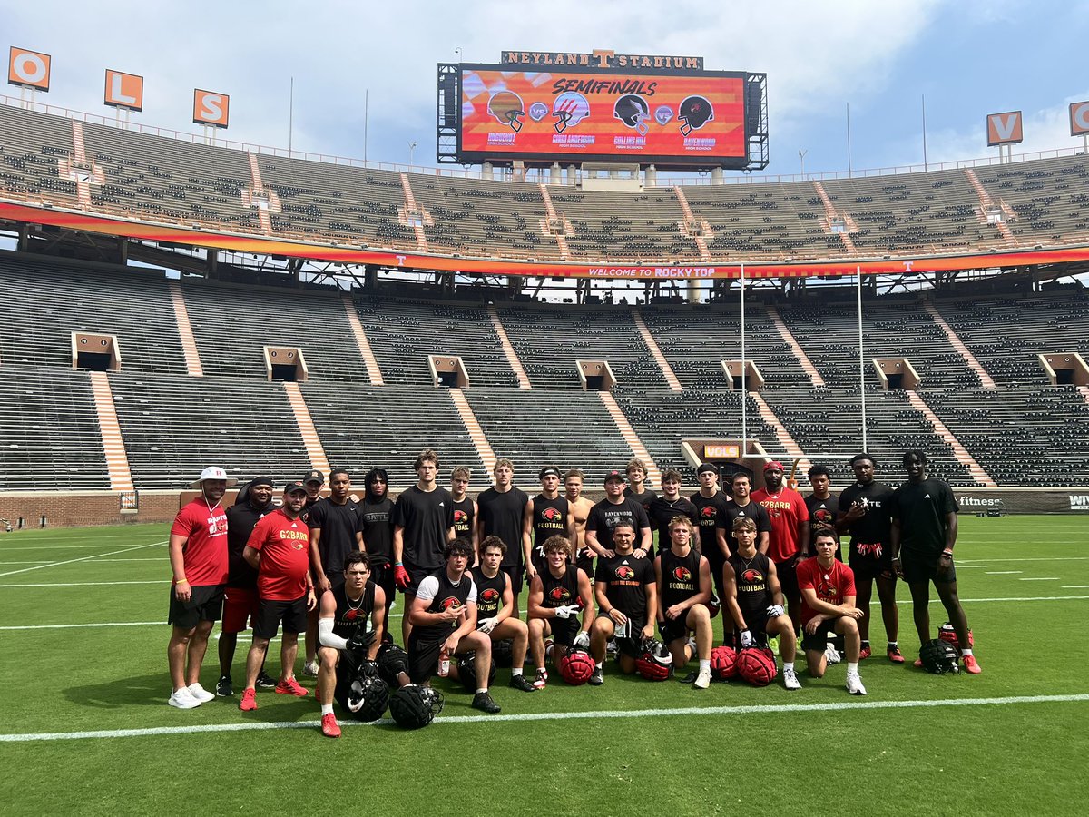 Terrific showing by the 2025 Raptors at the UT 7v7 Tournament. Big things on the horizon…#G2BARR 🔴⚫️