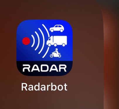 herkes biliyordur ama bilmeyenler illa vardır diye paylaşmak istedim. yola çıkacaklara tavsiye. geçen gün beni 10.000liralık olmaktan kurtardı. bu zamana kadar tüm uzun yollarıma bu uygulama ile çıktım. daha başıma bir şey gelmedi. YOLDA GÖRDÜĞÜNÜZ RADARLARI EKLEMEYİ UNUTMAYIN!