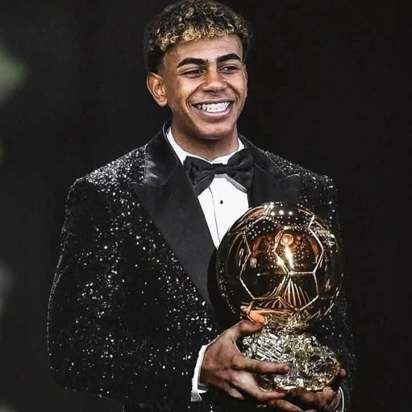 BlazquezFont's tweet image. Lamine Yamal se ha convertido en el primer jugador desde Pelé en marcar 3 goles contra Francia antes de cumplir los 18 años. Ha vuelto a poner a bailar a Dembélé y Mbappé. Día duro para los que priorizaban la derrota de España. Su Balón de Oro es inevitable. #NationsLeague
